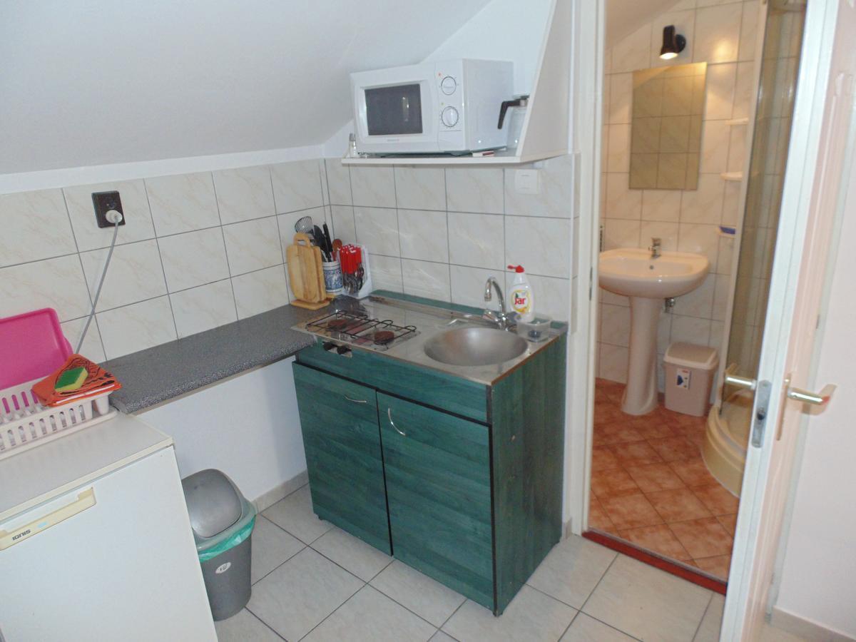 Almos Apartman Шіофок Екстер'єр фото